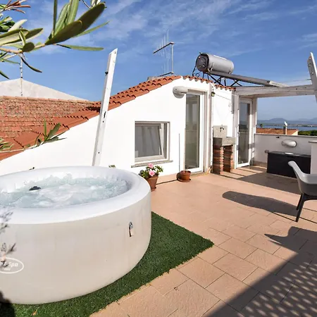Cozy In Santantioco With Jacuzzi *